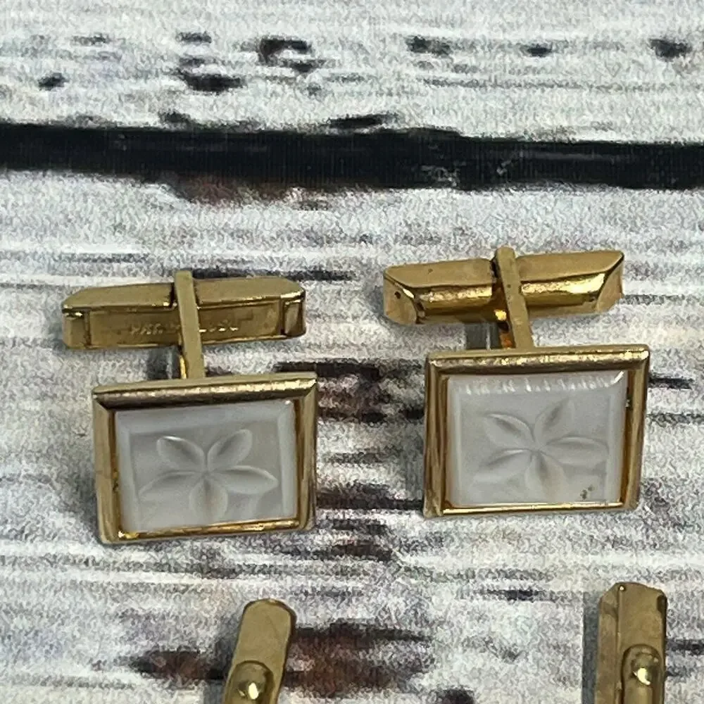 Vintage Set of 4 Mens Cufflinks Antique Cars Circles Mother of Pearl Gold Silver